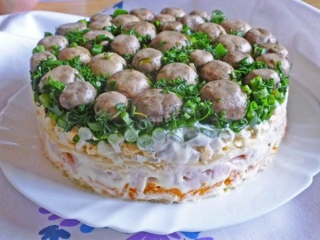 Грибная поляна салат рецепт с фото с шампиньонами и курицей рецепт